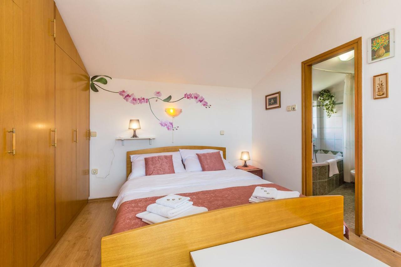 Apartment Karmel Viskovo Eksteriør billede