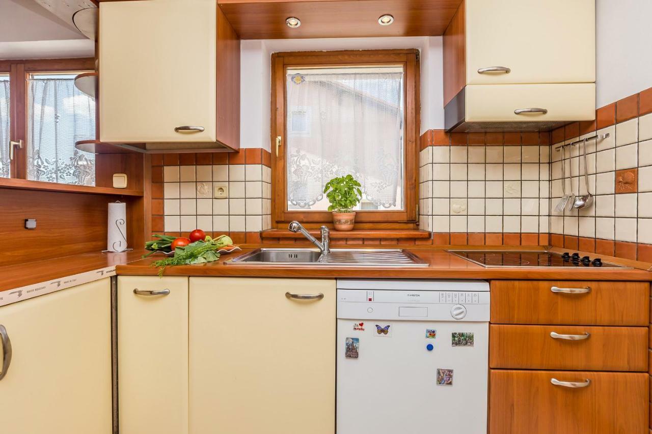 Apartment Karmel Viskovo Eksteriør billede