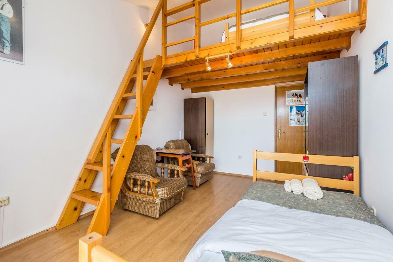 Apartment Karmel Viskovo Eksteriør billede