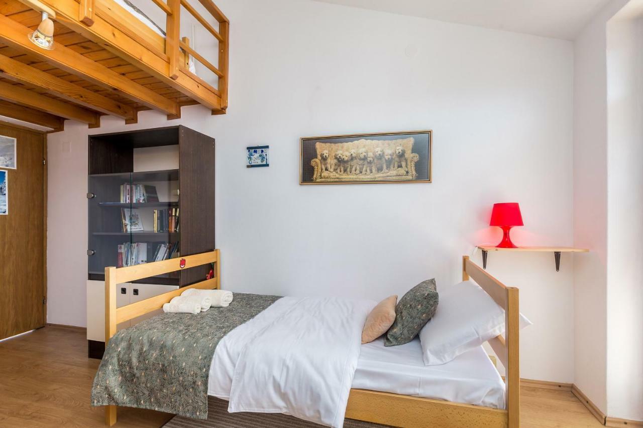 Apartment Karmel Viskovo Eksteriør billede